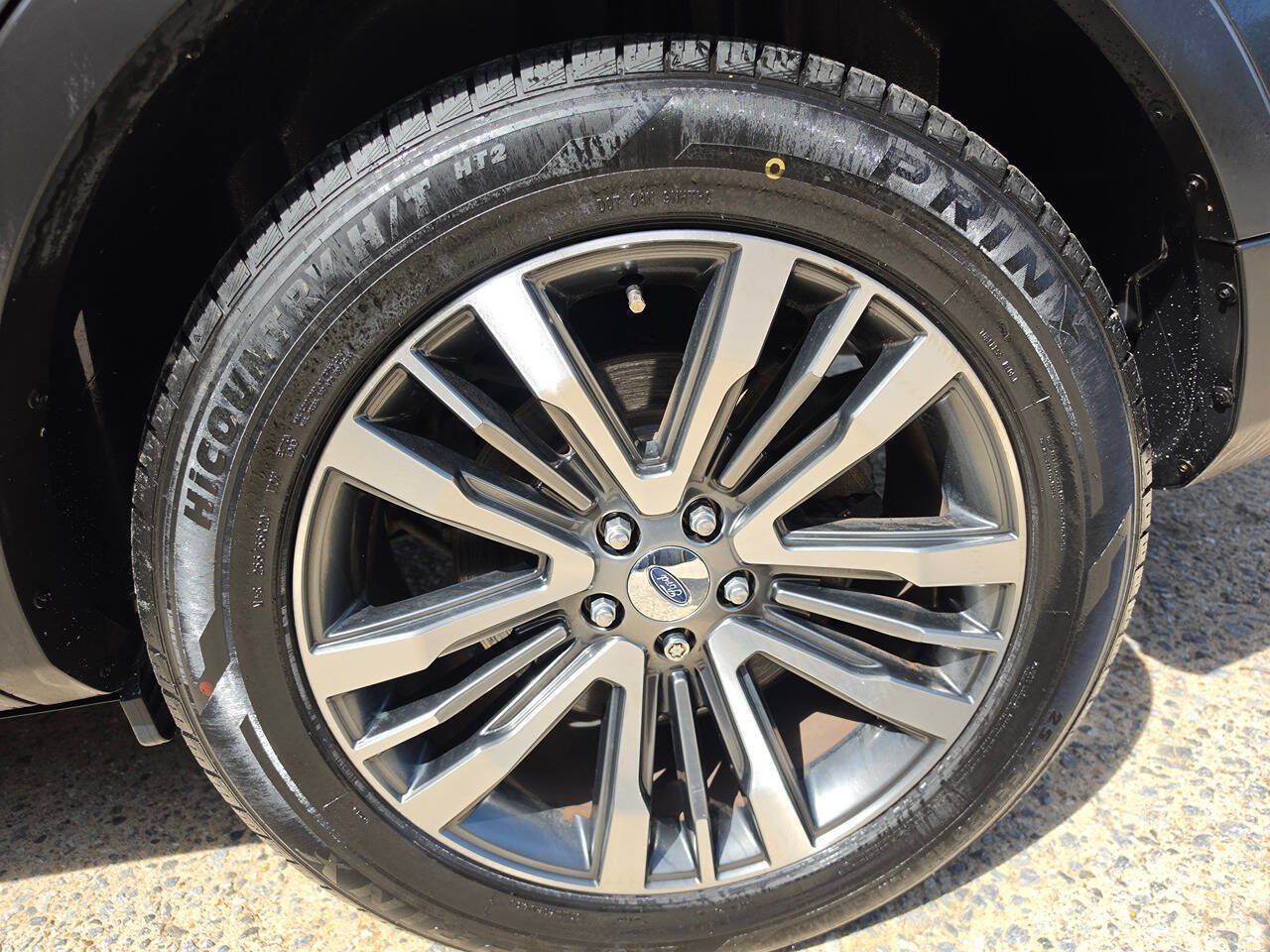 Used 2016 Ford Explorer Platinum AWD/4WD image 54