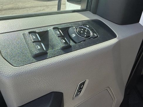 Used 2019 Ford F350 XL w/ Power Equipment Group image 17