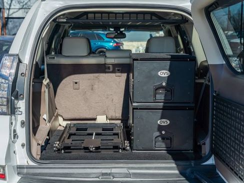 Used 2017 Lexus GX 460 Premium image 14