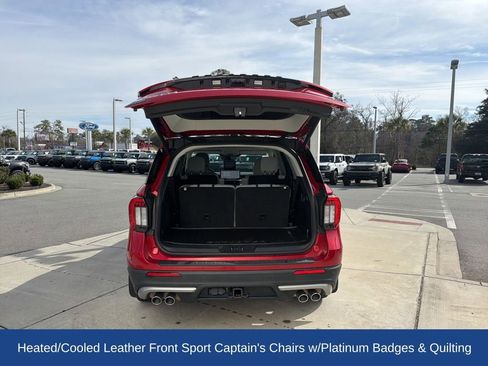 Used 2025 Ford Explorer Platinum w/ Ultimate Package image 9