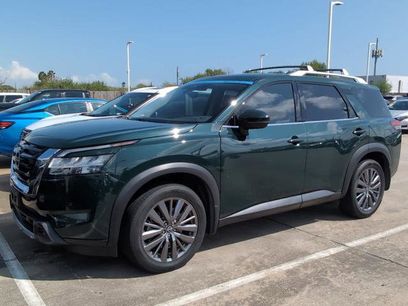 Certified 2024 Nissan Pathfinder SL w/ SL Premium Package