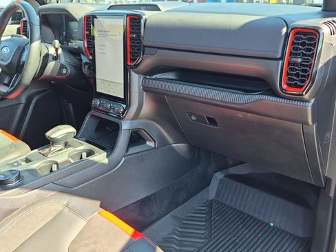 Used 2025 Ford Ranger Raptor AWD/4WD image 11