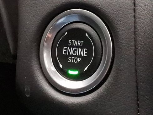 Certified 2024 Chevrolet Suburban High Country image 25