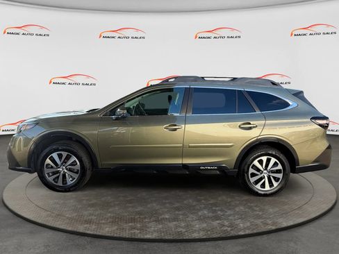 Used 2021 Subaru Outback Premium AWD/4WD image 7