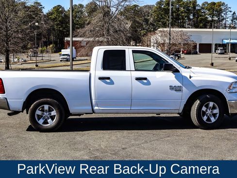 Used 2024 RAM 1500 Classic SLT image 9