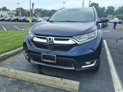 Used 2018 Honda CR-V Touring image 4