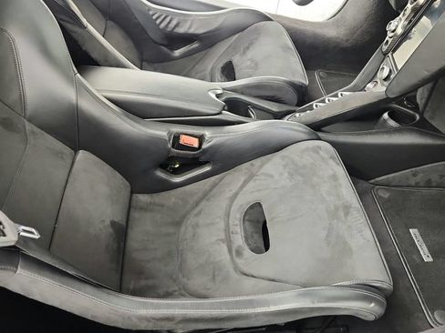Used 2018 McLaren 720S Performance RWD image 41
