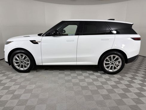 New 2026 Land Rover Range Rover Sport SE image 2