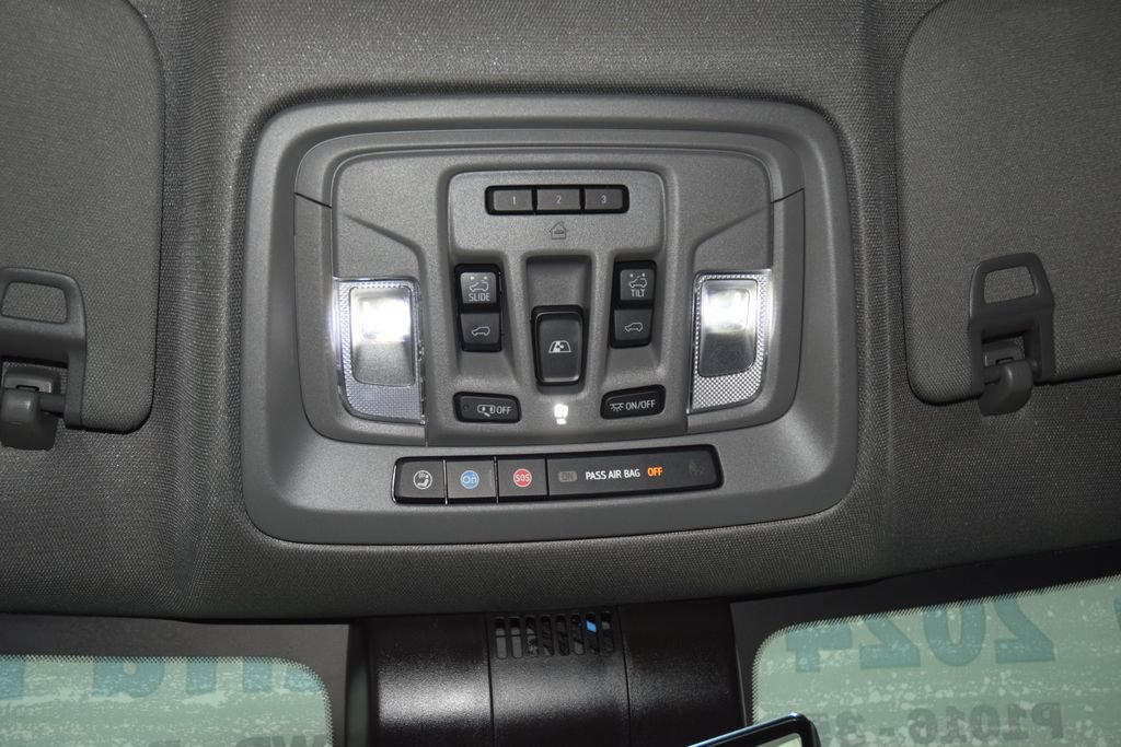 Used 2024 GMC Sierra 1500 Denali w/ Denali Reserve Package AWD/4WD image 56