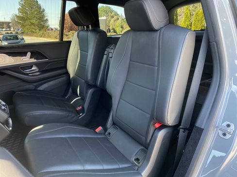 Used 2024 Mercedes-Benz GLS 450 450 w/ AMG Line Exterior image 8