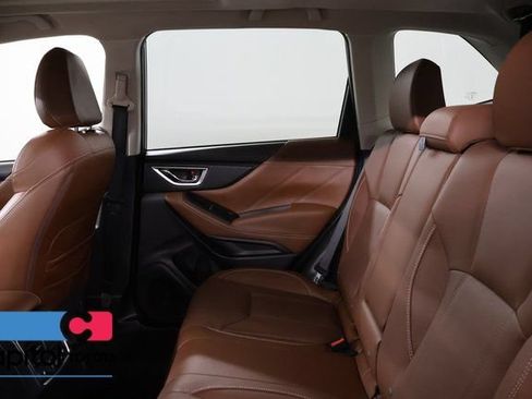 Used 2020 Subaru Forester Touring AWD/4WD image 29