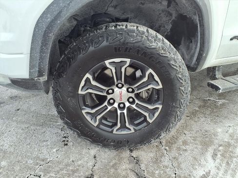 Certified 2023 GMC Canyon AT4 w/ AT4 Premium Package image 34