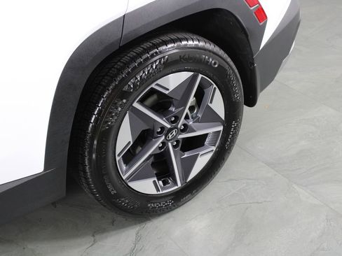 Used 2026 Hyundai Tucson SEL FWD image 12