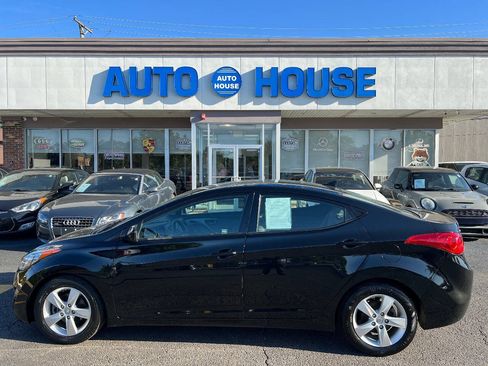 Used 2013 Hyundai Elantra GLS w/ Preferred Pkg FWD image 8
