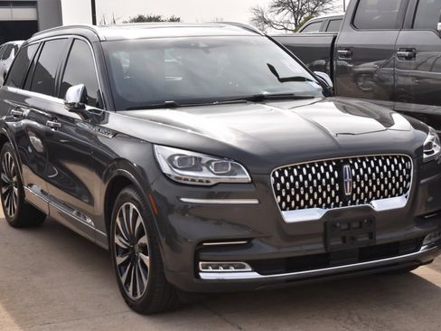 Used 2020 Lincoln Aviator Black Label Grand Touring w/ Class IV Trailer Tow Package image 4