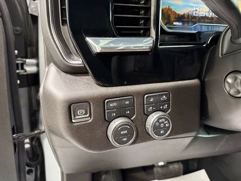 Used 2024 Chevrolet Silverado 1500 High Country w/ Max Trailering Package image 10