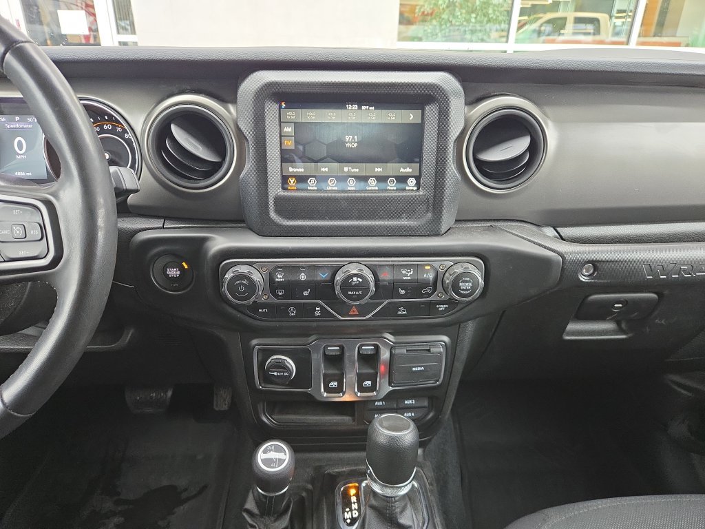 Used 2023 Jeep Wrangler Sport AWD/4WD image 21