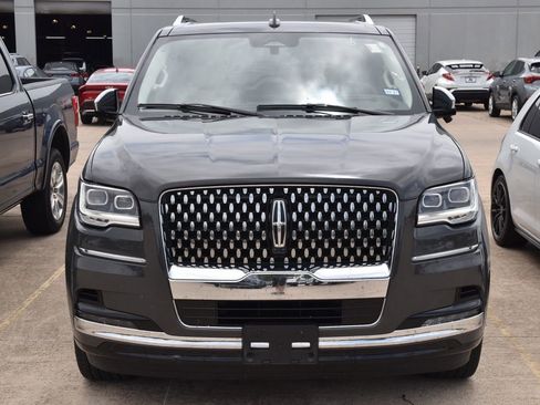 Certified 2023 Lincoln Navigator Black Label AWD/4WD image 3