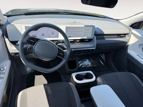 Certified 2024 Hyundai Ioniq 5 SEL RWD image 15
