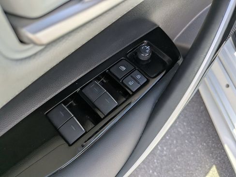 Used 2024 Toyota Corolla XSE FWD image 21