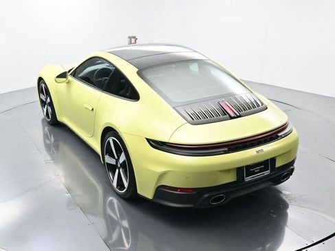 Used 2025 Porsche 911 Carrera image 34
