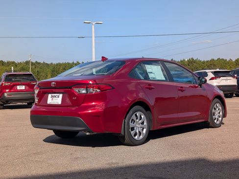 New 2026 Toyota Corolla LE image 5