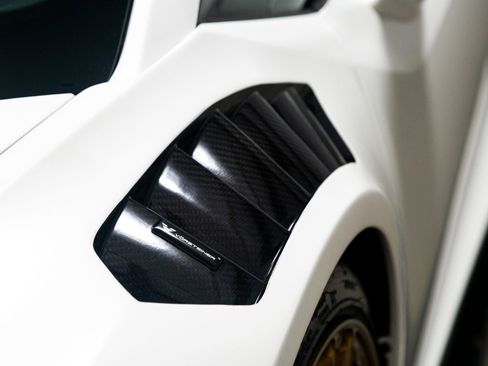 Used 2015 Lamborghini Huracan LP 610-4 image 39