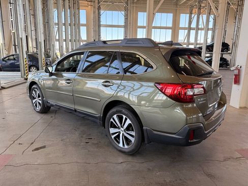 Used 2018 Subaru Outback 2.5i Limited image 5