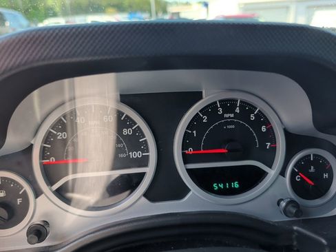 Used 2010 Jeep Wrangler Sport AWD/4WD image 6