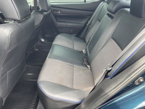 Used 2018 Toyota Corolla SE FWD image 6