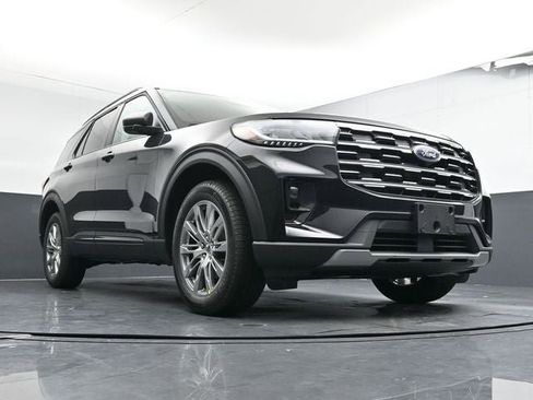 New 2026 Ford Explorer Active w/ Active Comfort Package image 24