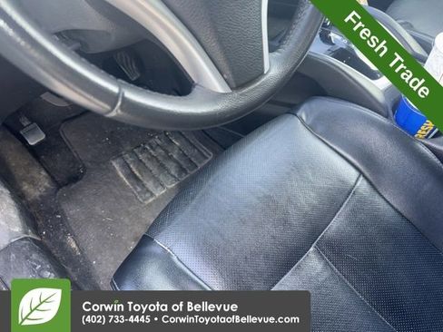 Used 2016 Nissan Rogue SL image 11