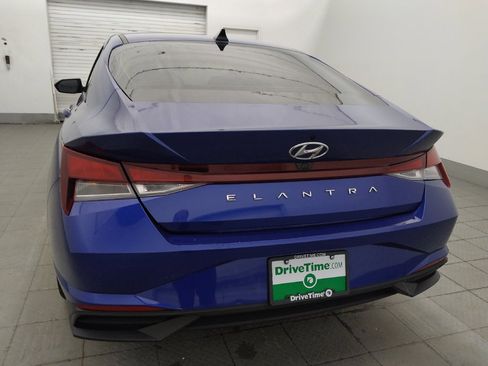 Used 2023 Hyundai Elantra SEL w/ Convenience Package FWD image 6