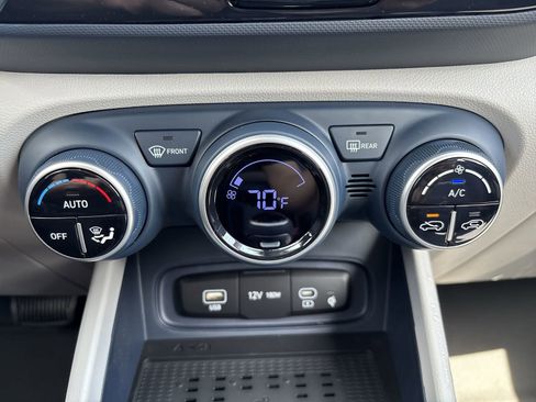 New 2026 Hyundai Venue SEL FWD image 20