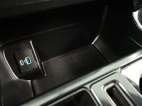Used 2022 Ford F150 XL w/ STX Appearance Package RWD image 18