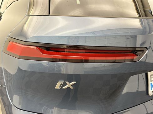 New 2026 BMW iX xDrive45 image 19