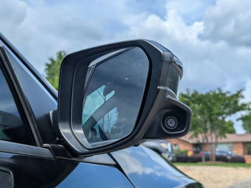 Used 2018 Honda Civic EX image 5