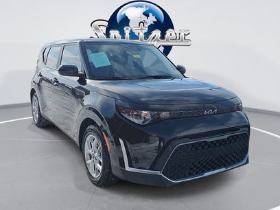 Used 2025 Kia Soul LX w/ LX Technology Package