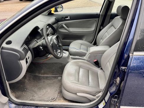 Used 2005 Volkswagen Passat GLS image 10