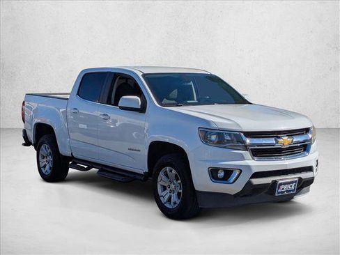 Used 2016 Chevrolet Colorado LT w/ LT Convenience Package image 3