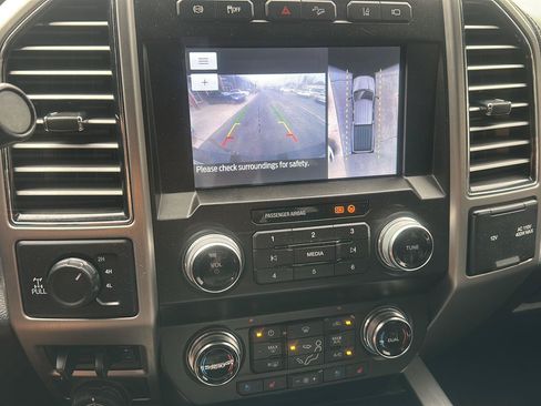 Used 2020 Ford F350 Platinum AWD/4WD image 31