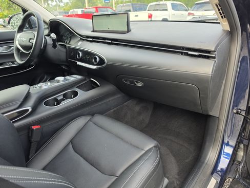 Used 2025 Genesis GV70 2.5T AWD/4WD image 17