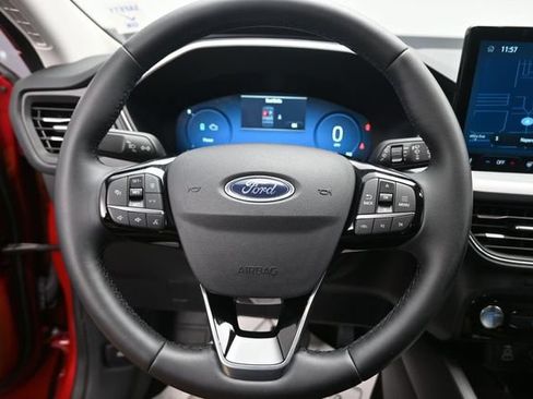 Certified 2025 Ford Escape SE w/ PHEV Premium Package FWD image 15