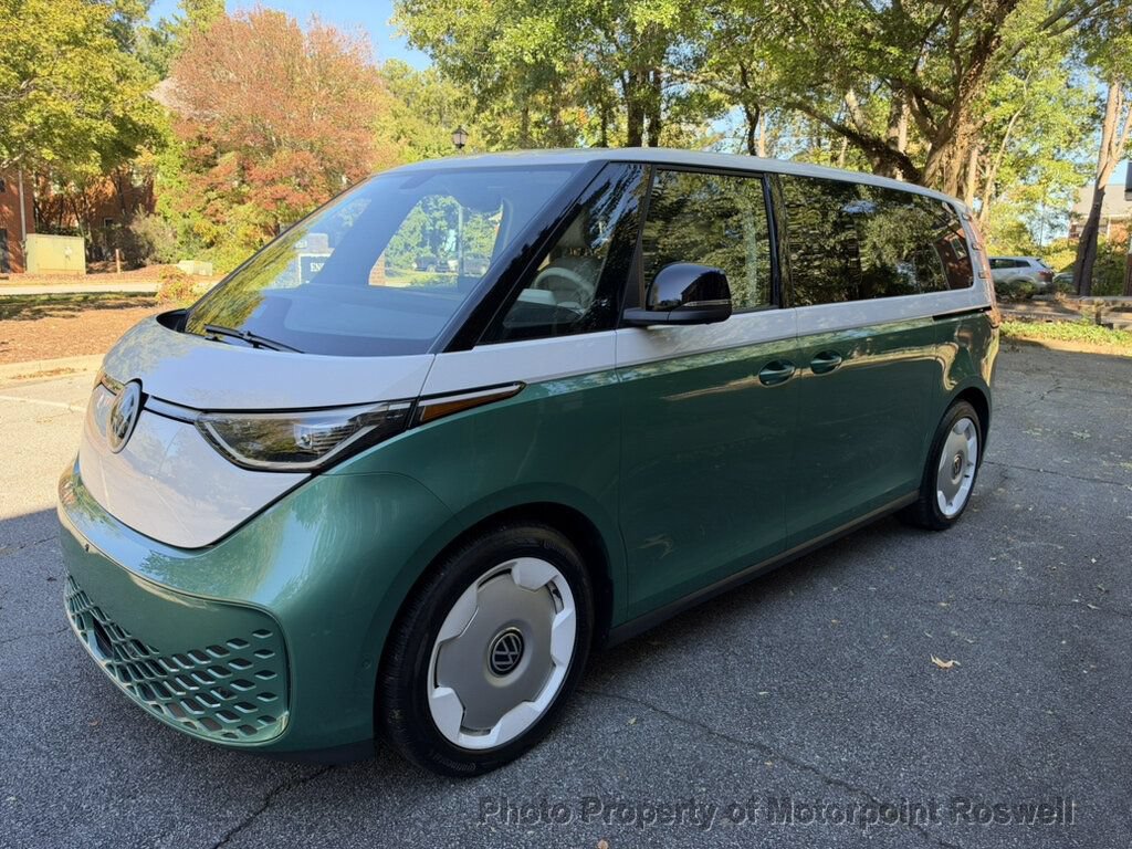 Used 2025 Volkswagen ID. Buzz 1st Edition AWD/4WD image 11