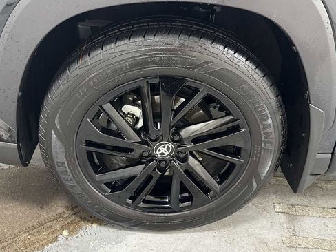 Certified 2025 Toyota Corolla Cross AWD Hybrid image 10