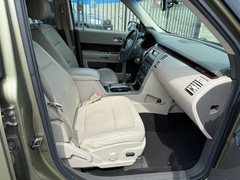 Used 2012 Ford Flex SEL w/ Equipment Group Order Code image 24