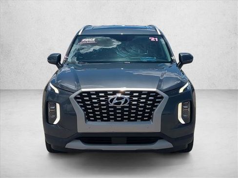 Used 2022 Hyundai Palisade SEL w/ 8P Bench Seat Package FWD image 2