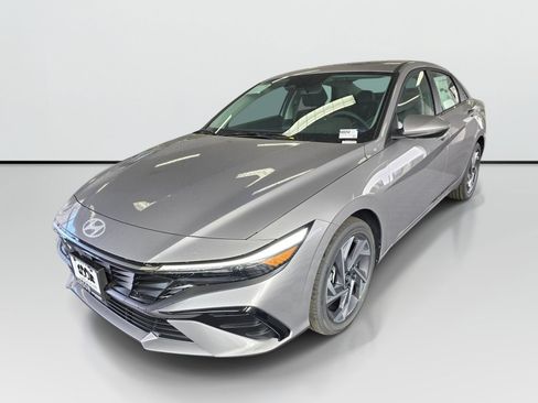New 2026 Hyundai Elantra Limited FWD image 9