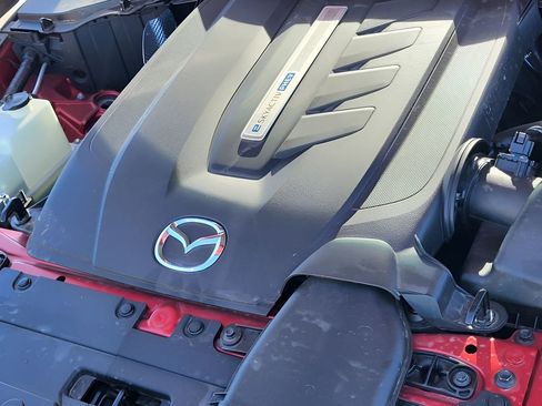 Used 2025 MAZDA CX-70 Plug-In Hybrid w/ Premium Plus image 29