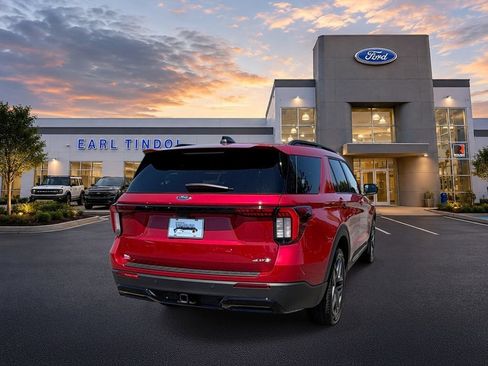 New 2026 Ford Explorer ST-Line w/ ST-Line Street Pack AWD/4WD image 7